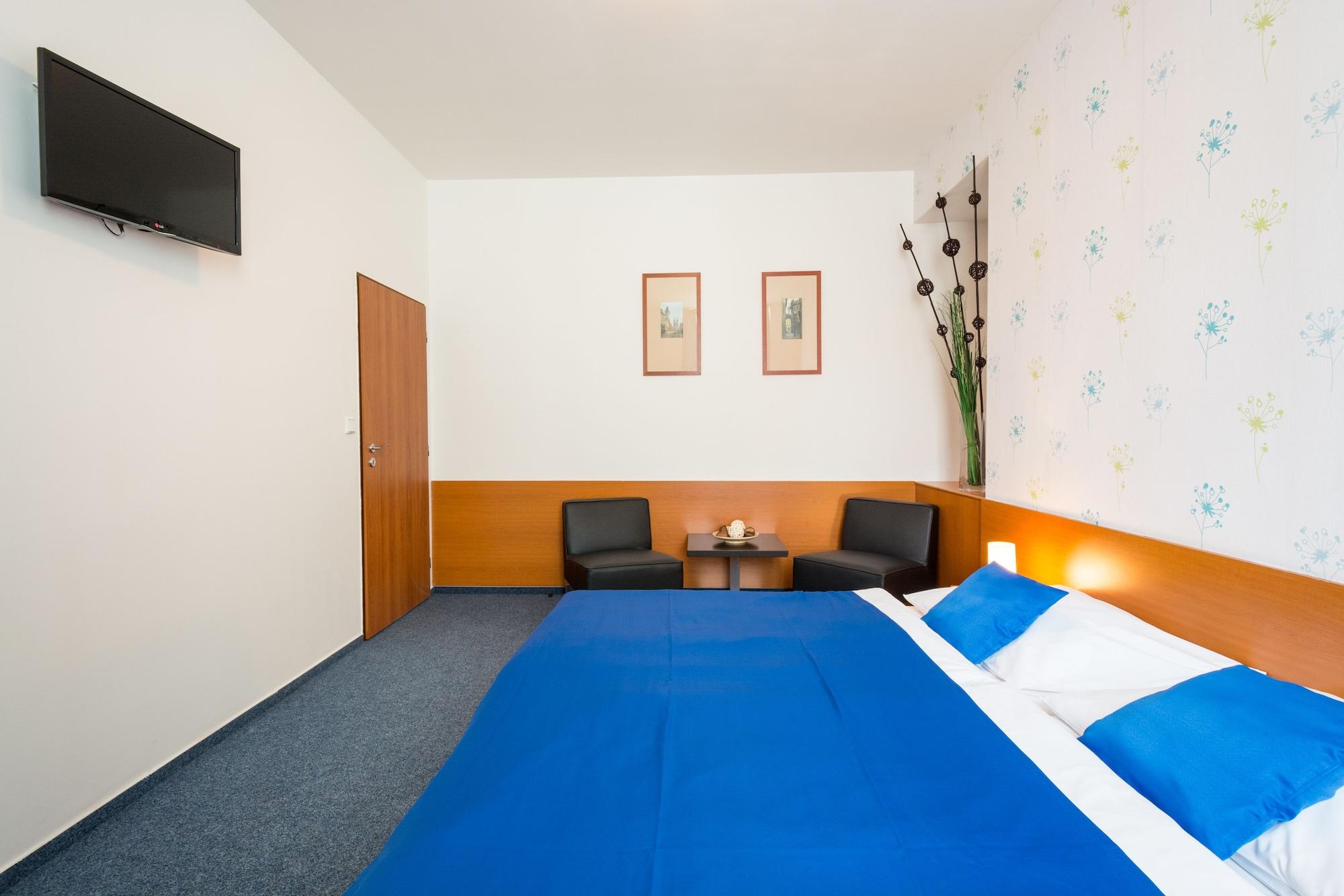 Adeba Hotel Prague Ngoại thất bức ảnh