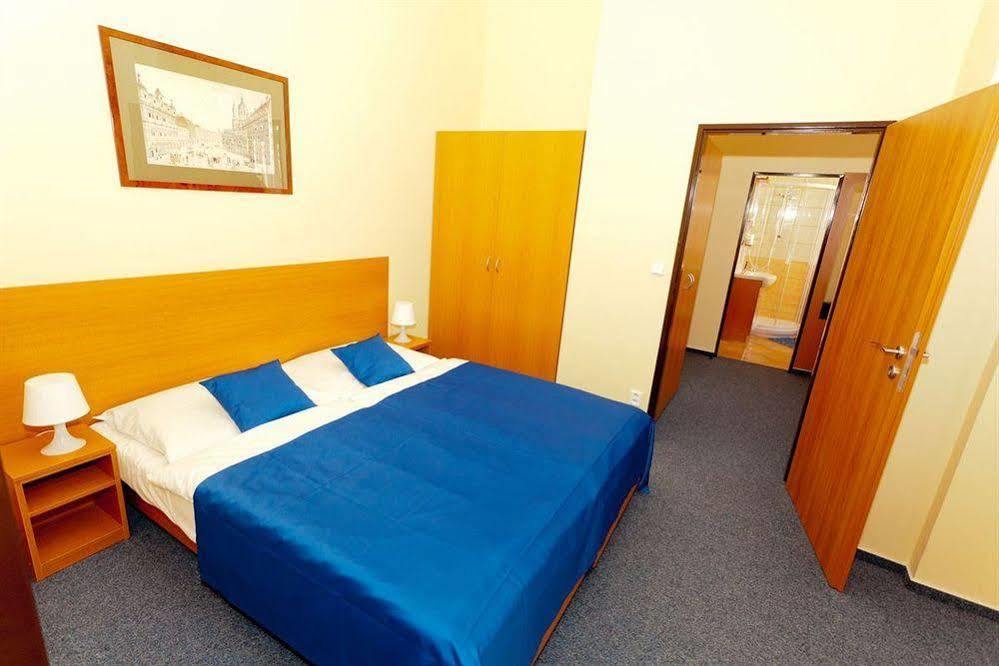Adeba Hotel Prague Ngoại thất bức ảnh
