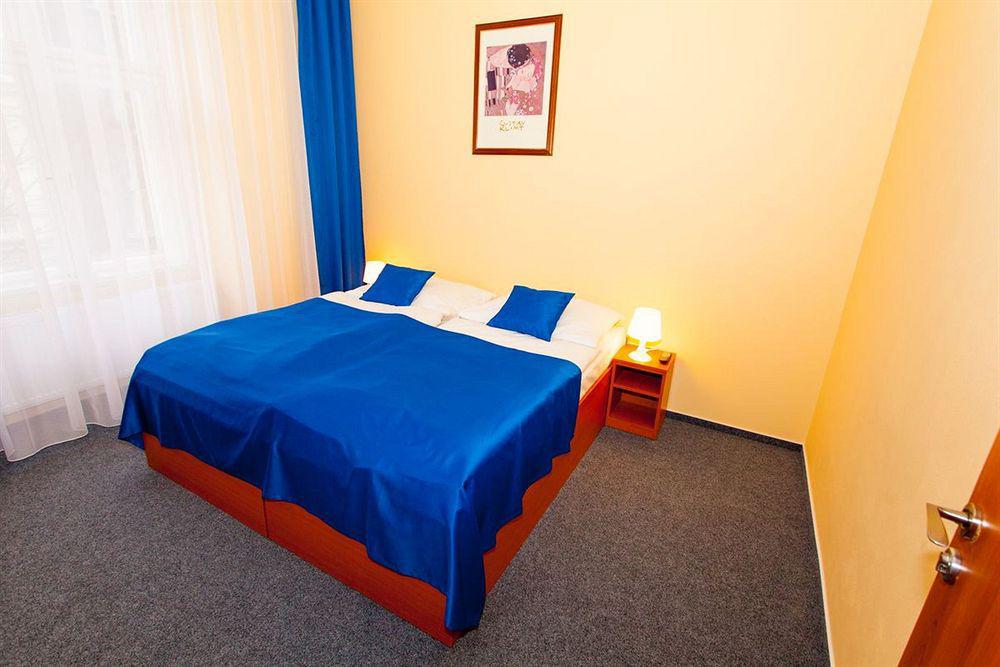 Adeba Hotel Prague Ngoại thất bức ảnh